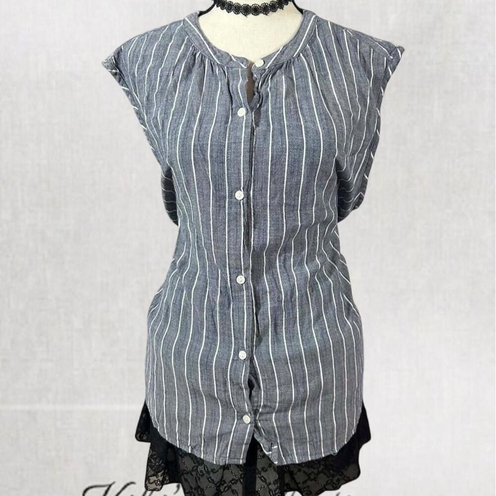 Preppy Pinstripe Gray Button Up Short Sleeve Blouse
